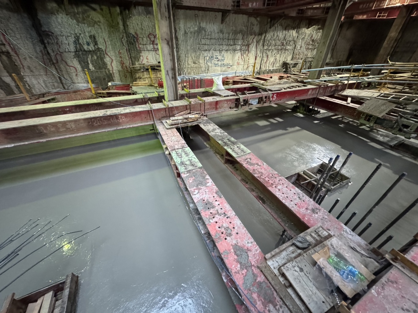 B4FL RC (1).jpg (436 KB)